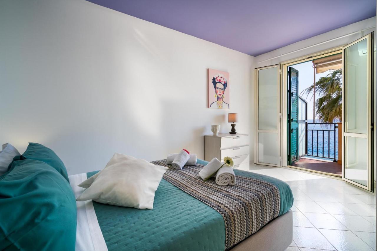 Loft Balcone Sul Mare Διαμέρισμα Letojanni Εξωτερικό φωτογραφία