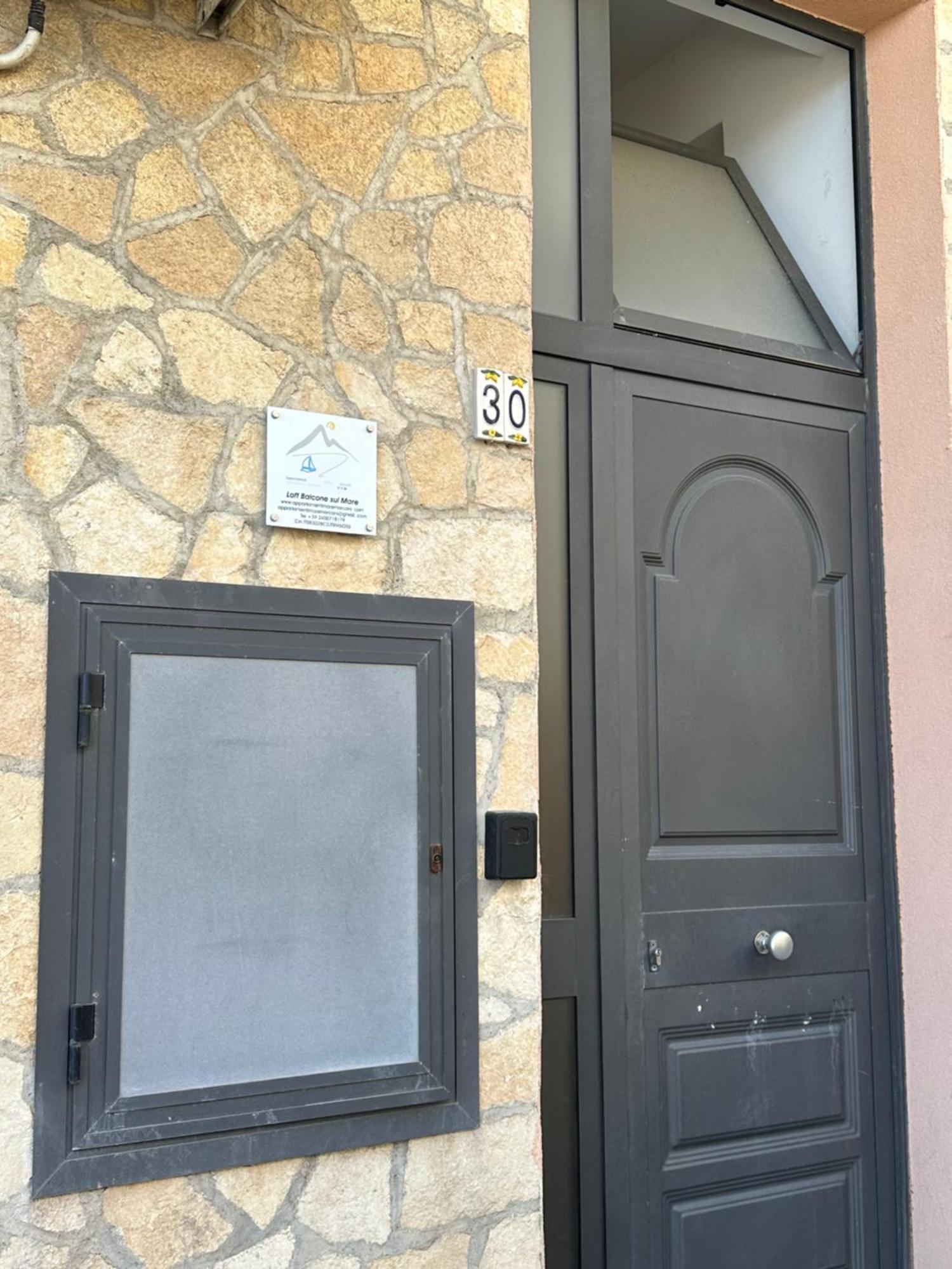 Loft Balcone Sul Mare Διαμέρισμα Letojanni Εξωτερικό φωτογραφία